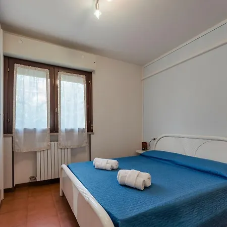Appartement Angelica - Piano Terra Con Terrazza, Piscina E Garage
